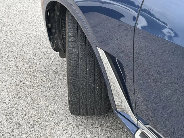 Used 2022 Blue BMW xDrive40i image 33