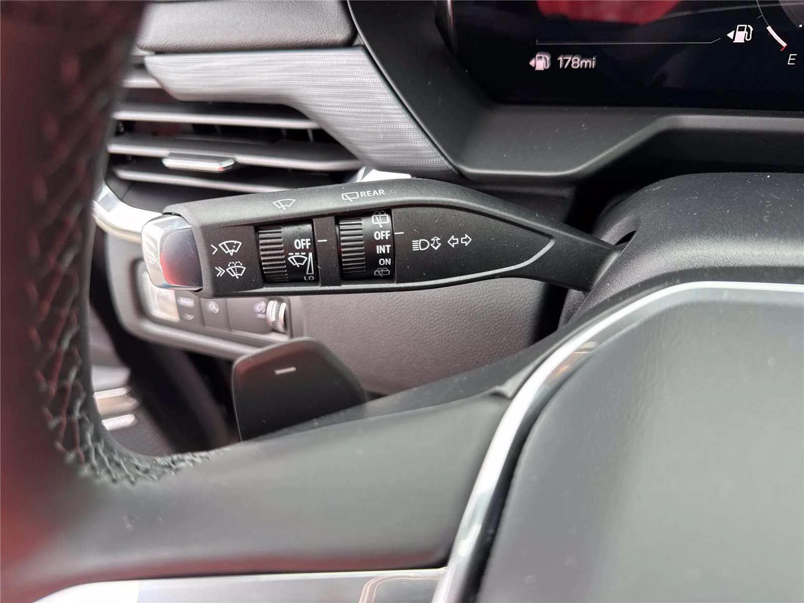 New 2026 Ebony Twilight Metallic GMC Elevation image 21
