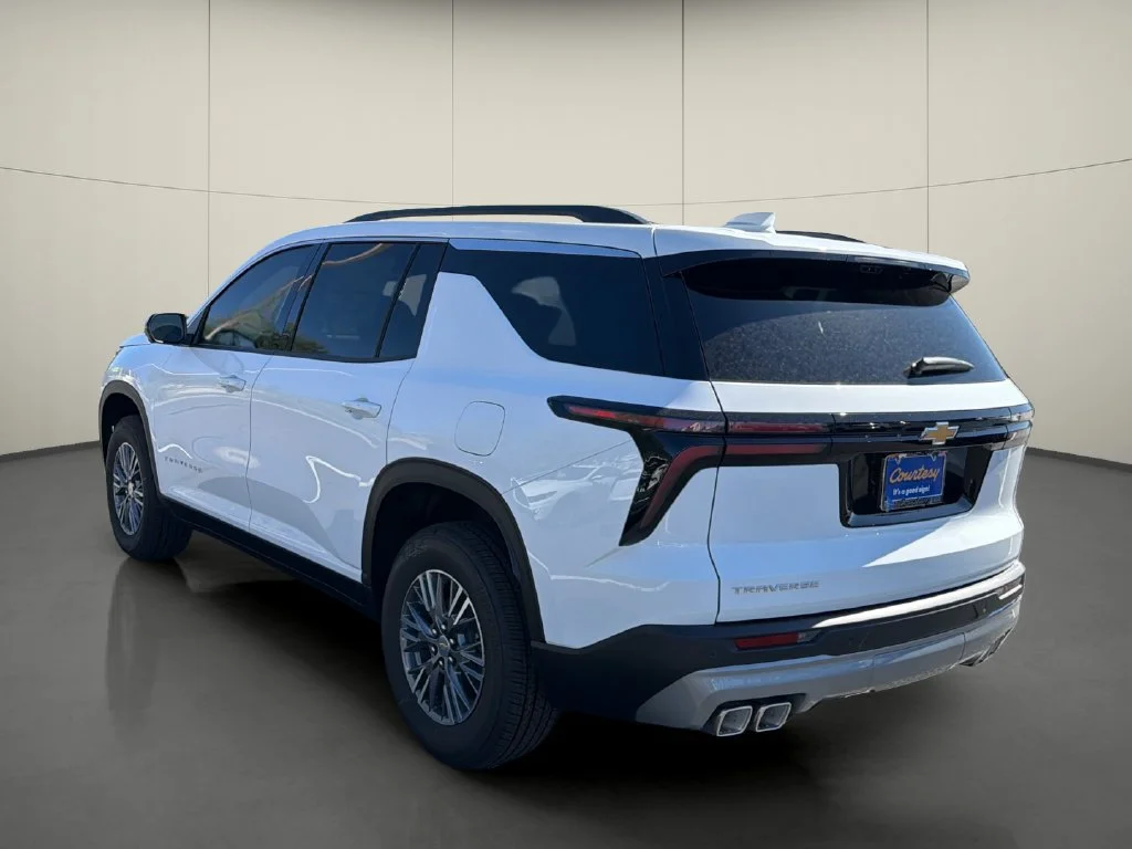 New 2027 Summit White Chevrolet LT image 5