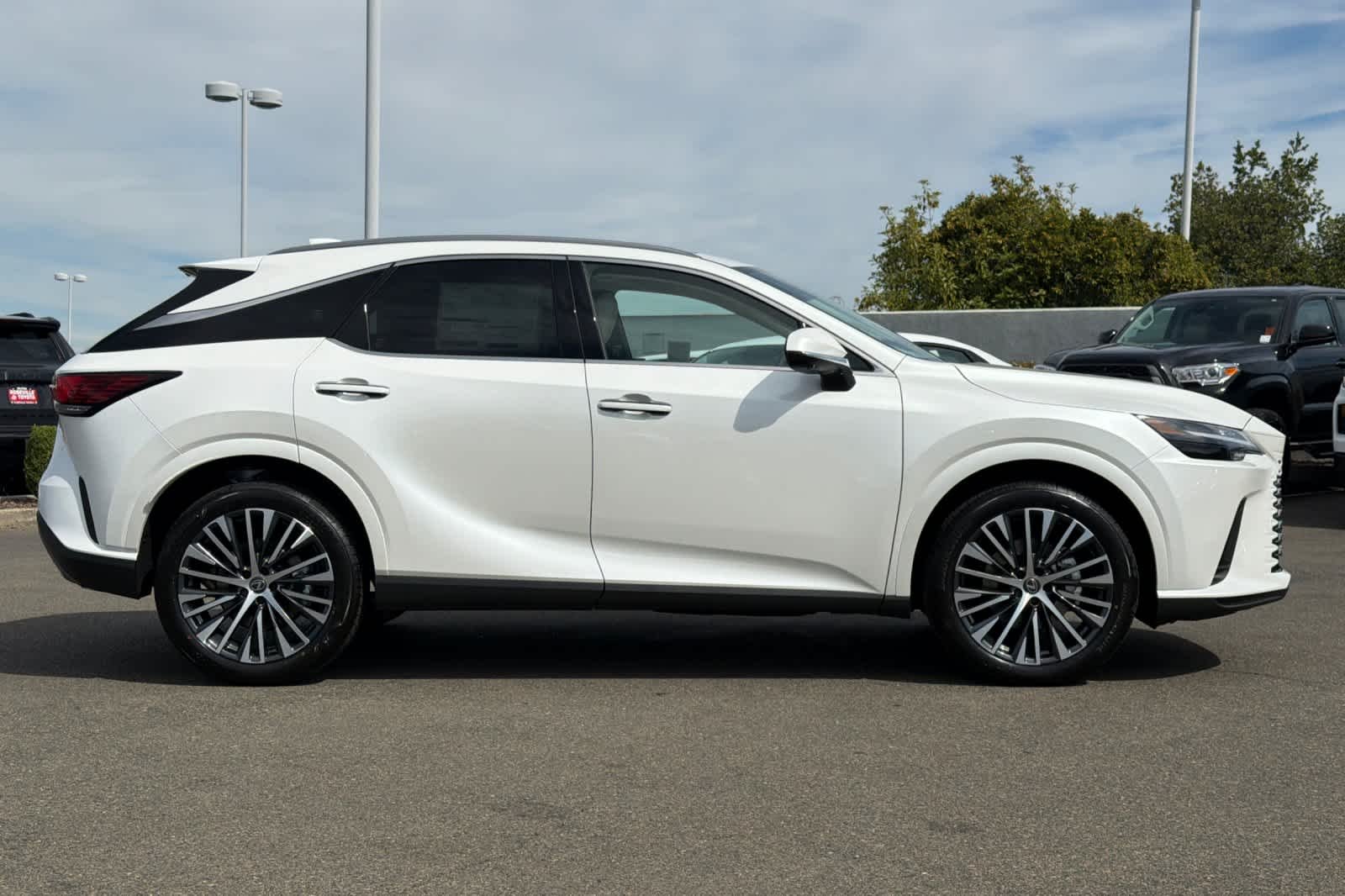 New 2026 Eminent White Pearl Lexus  350 PREMIUM+ image 6