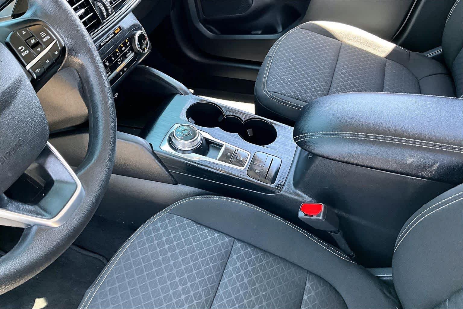 Used 2025 Space Silver Ford Active image 16