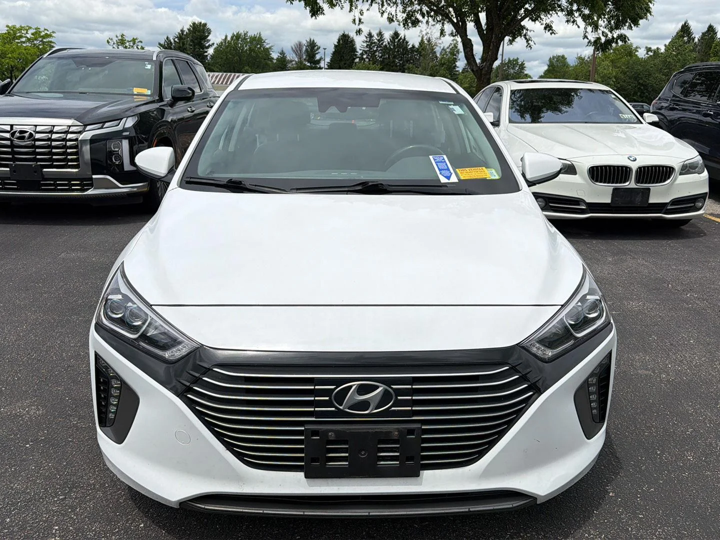 Used 2019 Wh Hyundai  image 2