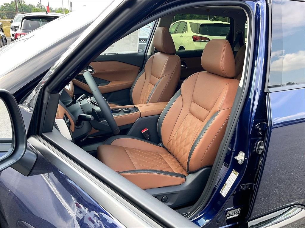 2026 Nissan Rogue Platinum - Photo 11