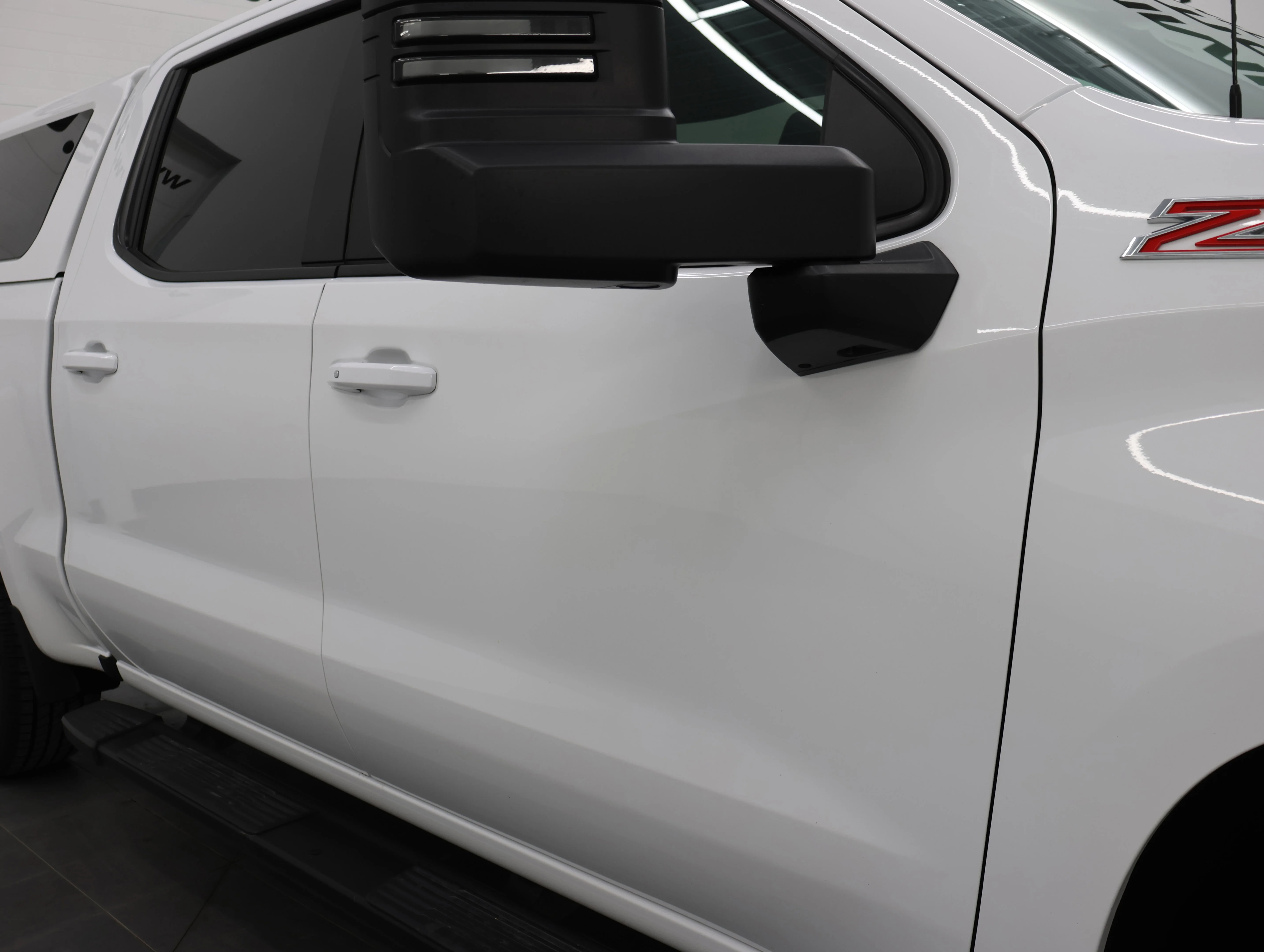 Used 2023 Summit White Chevrolet RST image 22