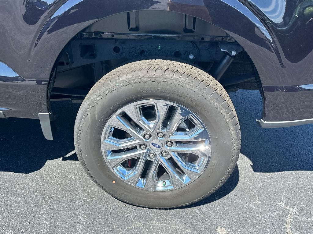 New 2025 Black Ford Lariat image 19