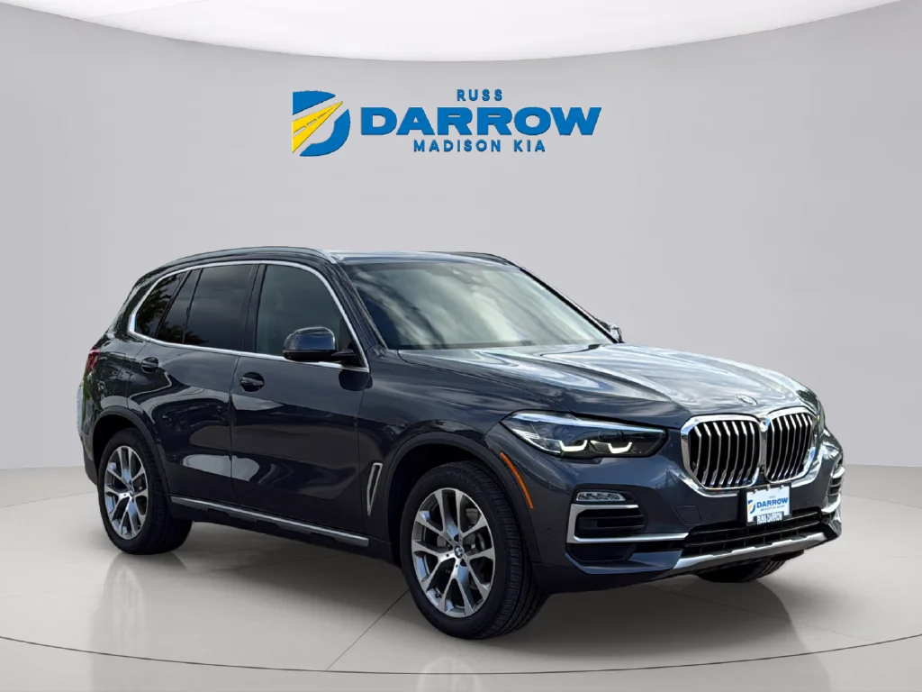 Used 2019 Arctic Gray Metallic BMW xDrive40i image 7