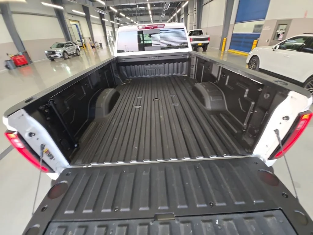 Used 2025 White Frost Tricoat GMC Denali Ultimate image 23