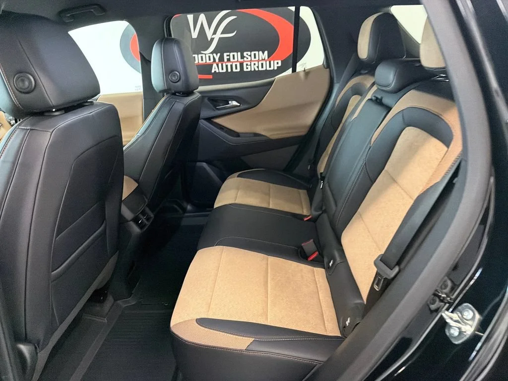 New 2027 Mosaic Black Metallic Chevrolet ACTIV image 14