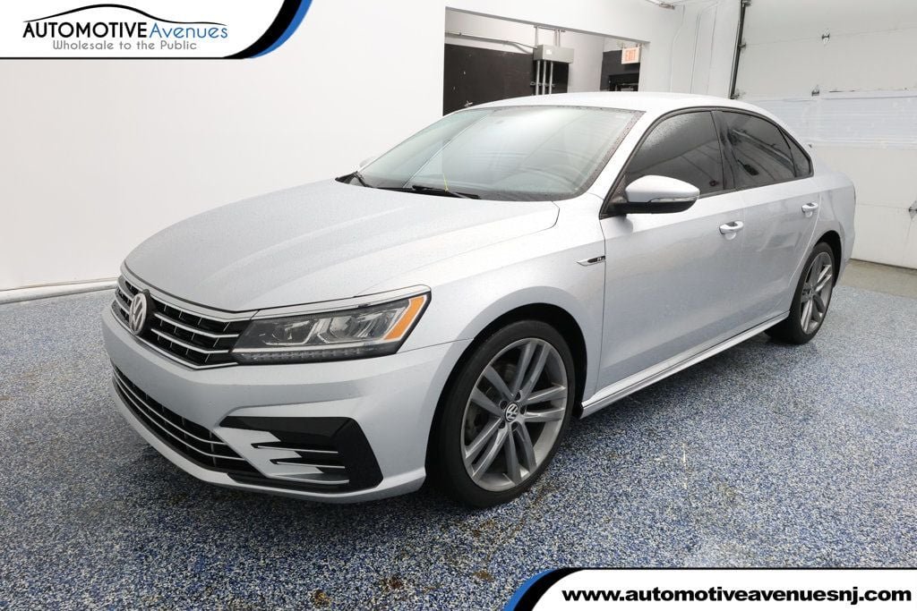 2018 Volkswagen Passat R-Line