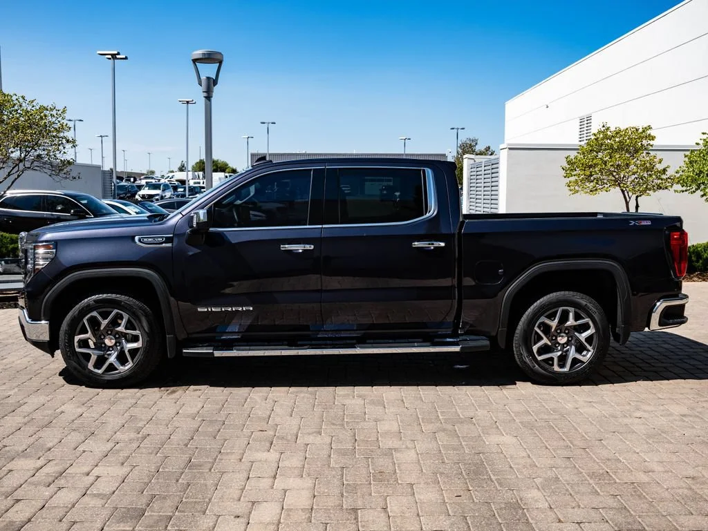 Used 2023 Titanium Rush Metallic GMC SLT image 5