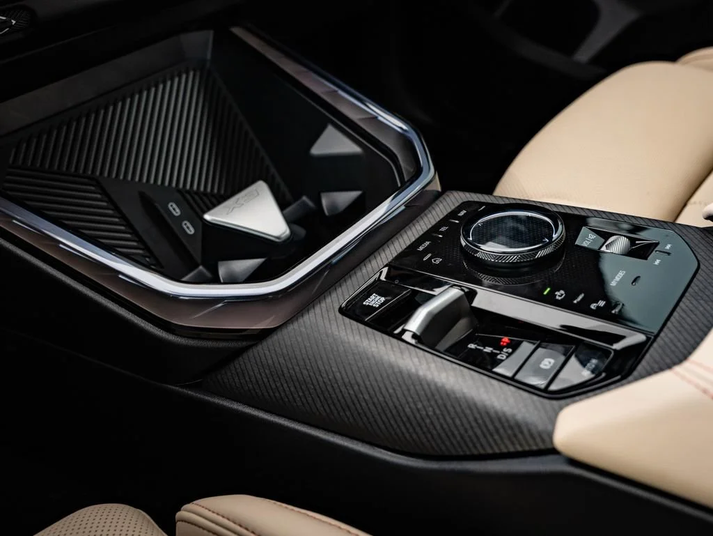 New 2026 Dune Grey Metallic BMW 30 xDrive image 36