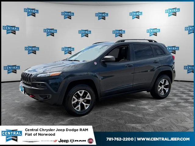 Used 2016 Black Jeep Trailhawk image 1