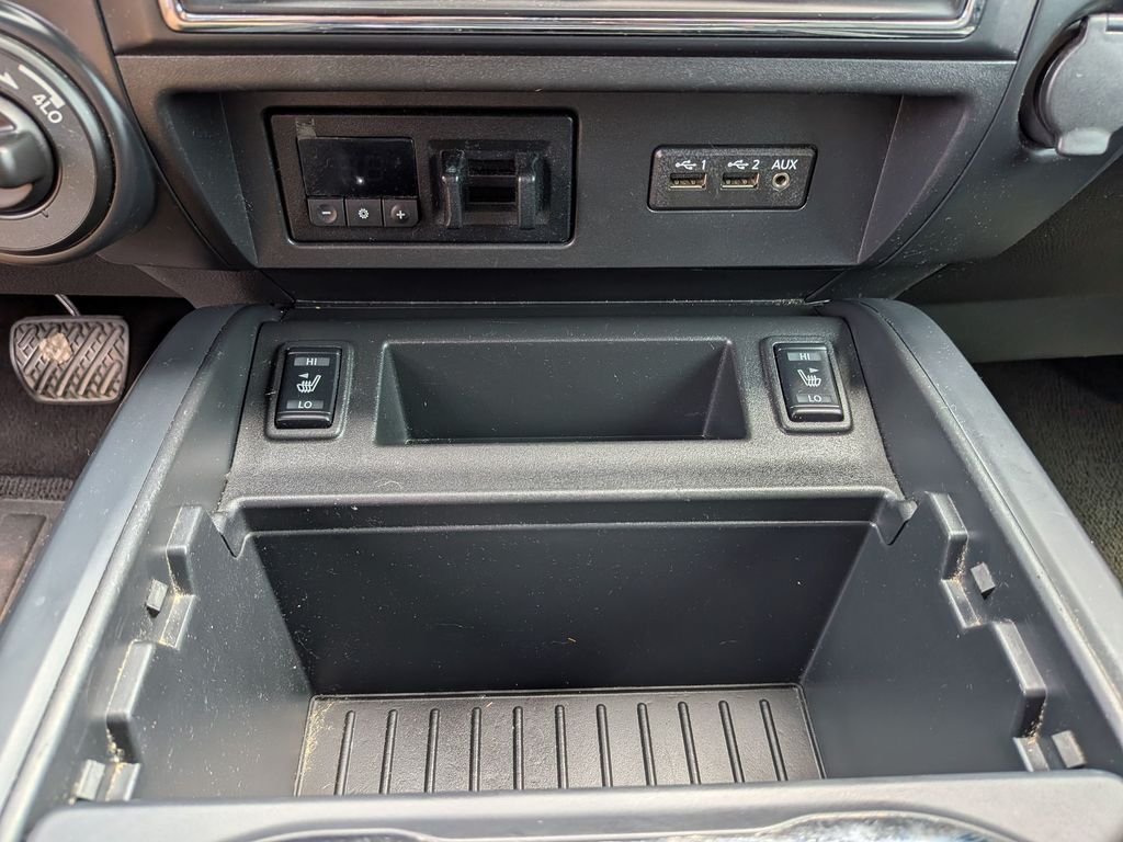 Used 2019 Black Nissan SL image 34