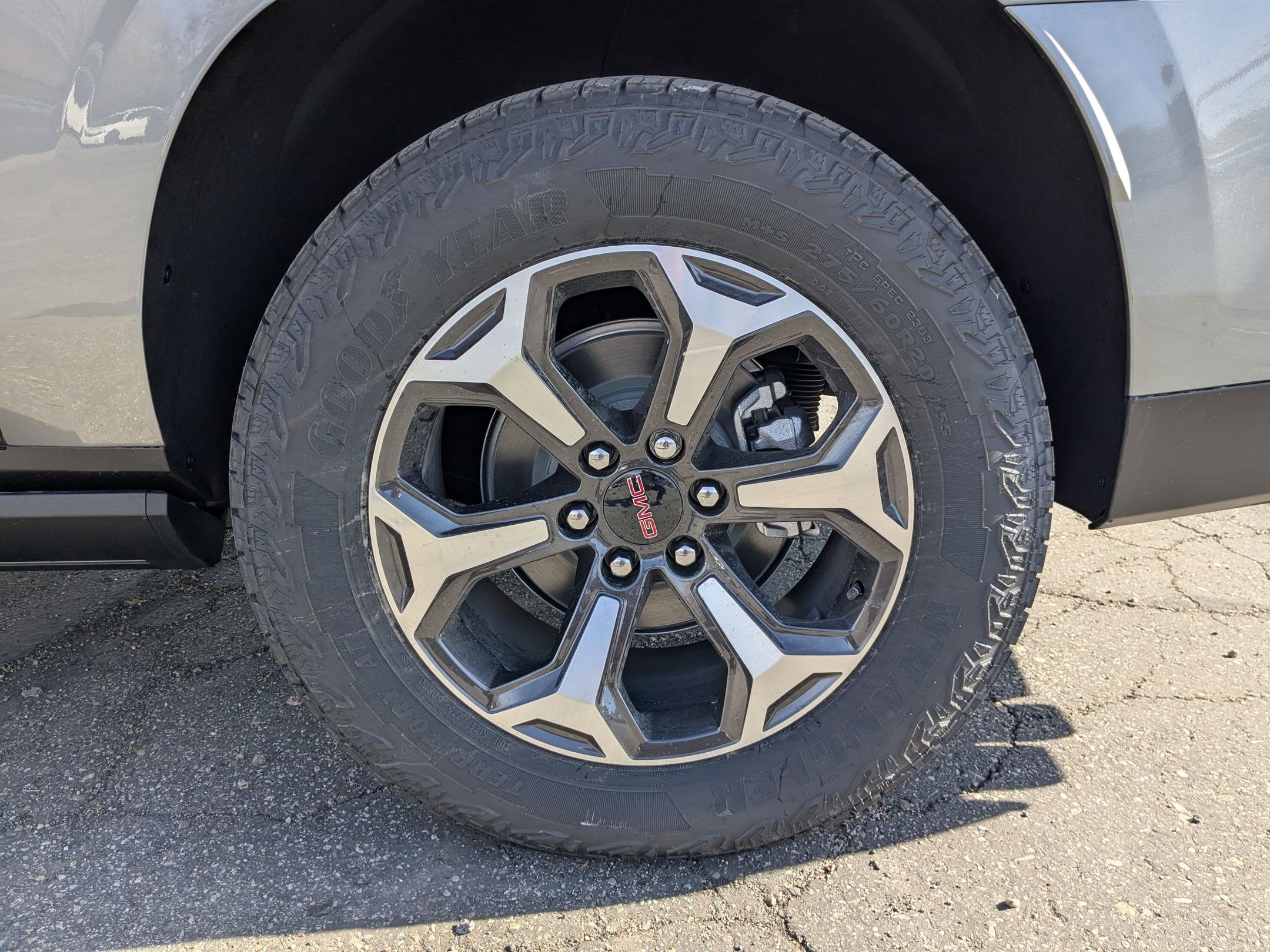 2026 GMC Yukon XL AT4 Ultimate - Photo 25