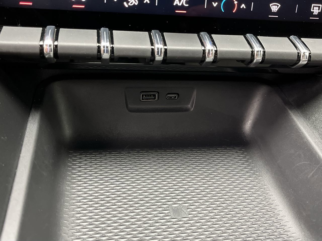 2025 GMC Terrain Elevation - Photo 23