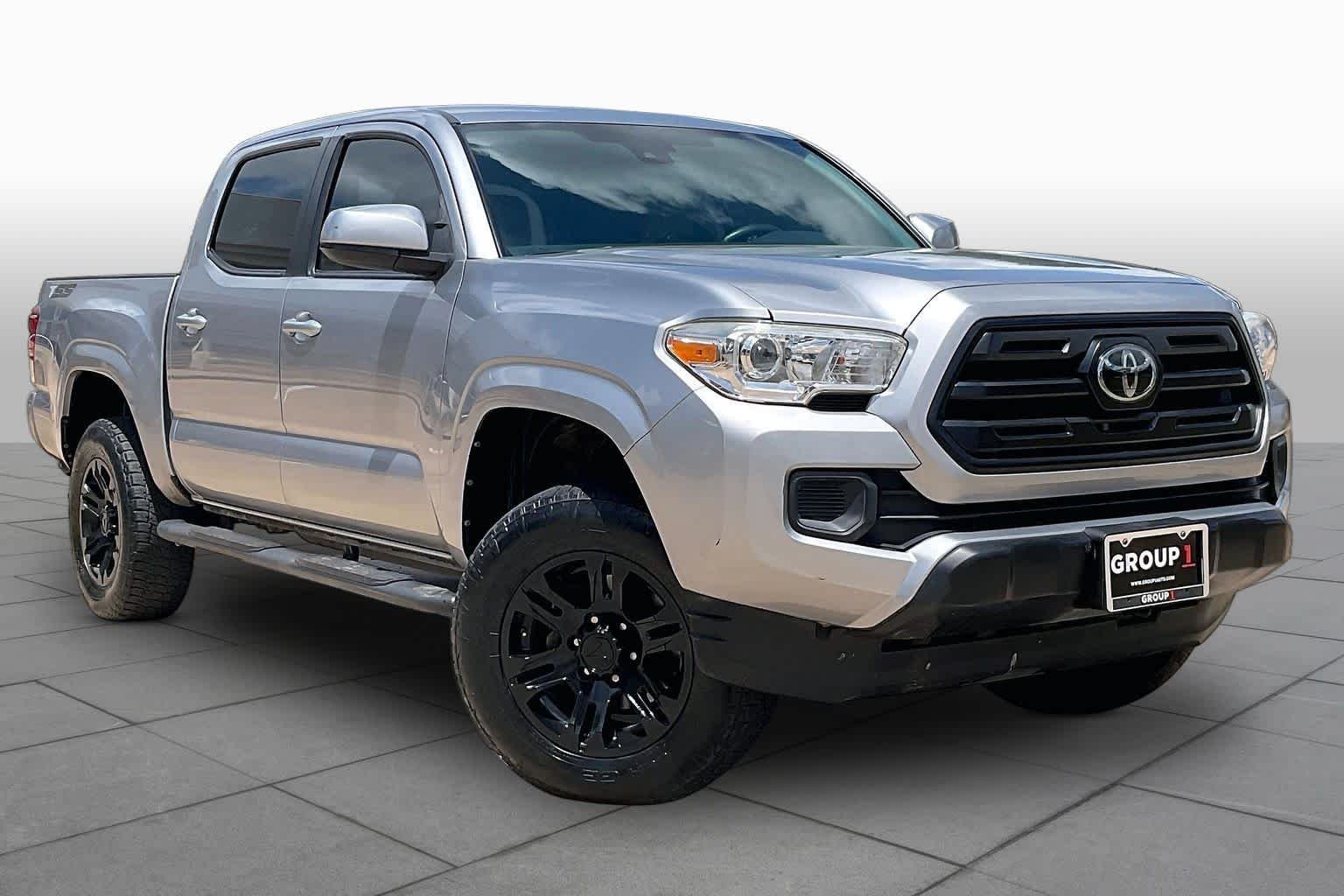 Used 2018 Silver Sky Metallic Toyota SR image 3