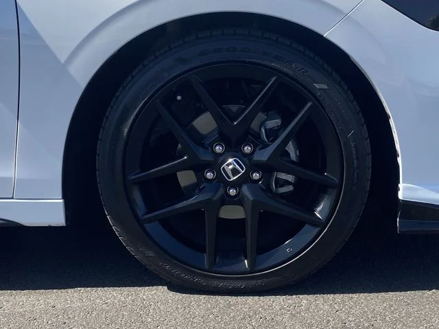 2026 Honda Civic Hatchback Sport - Photo 8