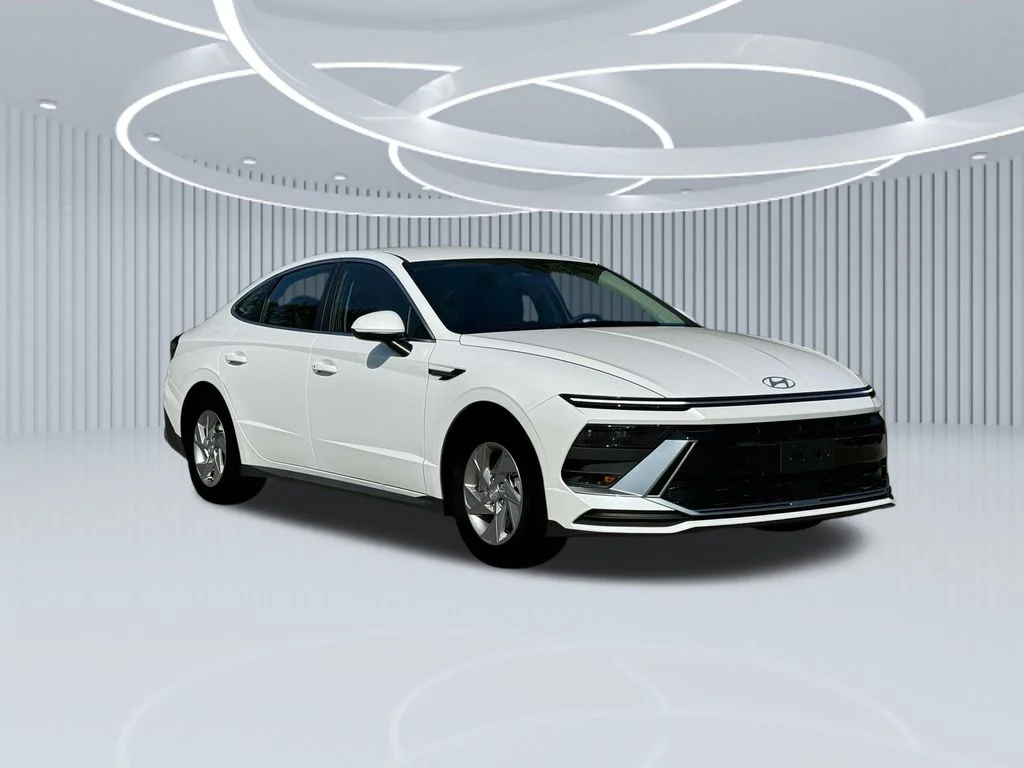 2025 Hyundai Sonata SE - Photo 30