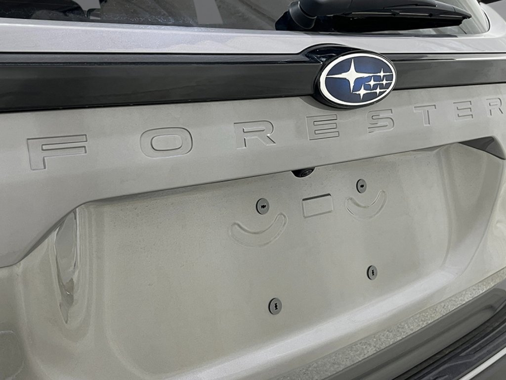 2026 Subaru Forester Premium - Photo 9