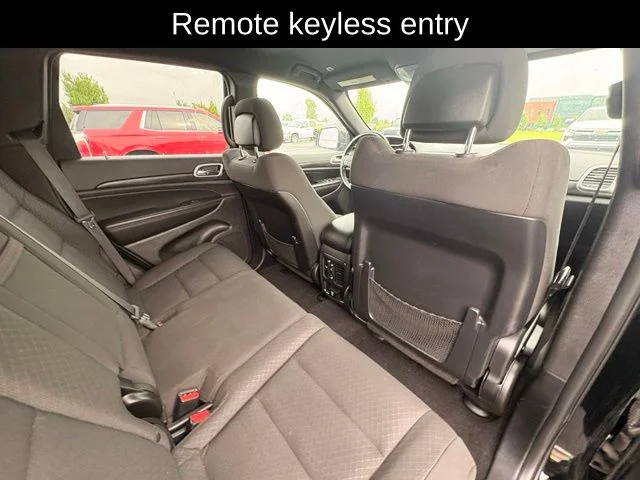 Used 2021 Black Jeep Laredo E image 15