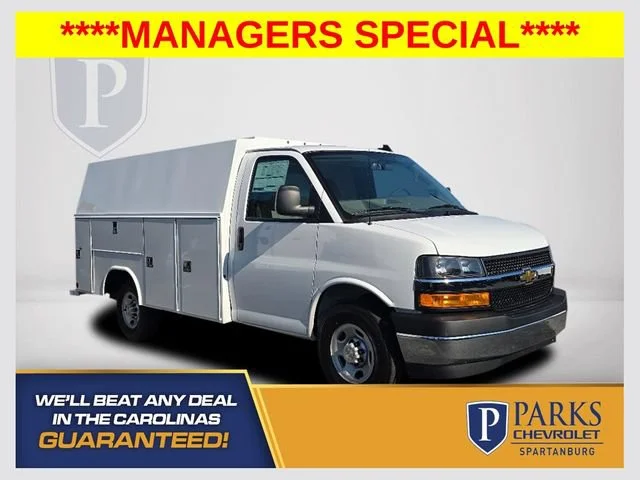 New 2025 Summit White Chevrolet 1WT image 1