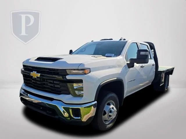 New 2026 Summit White Chevrolet Work Truck image 8