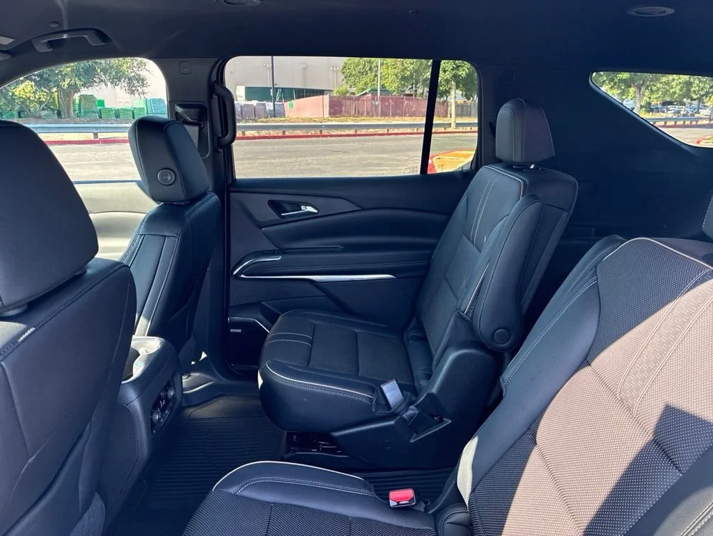 2026 Chevrolet Traverse High Country - Photo 19