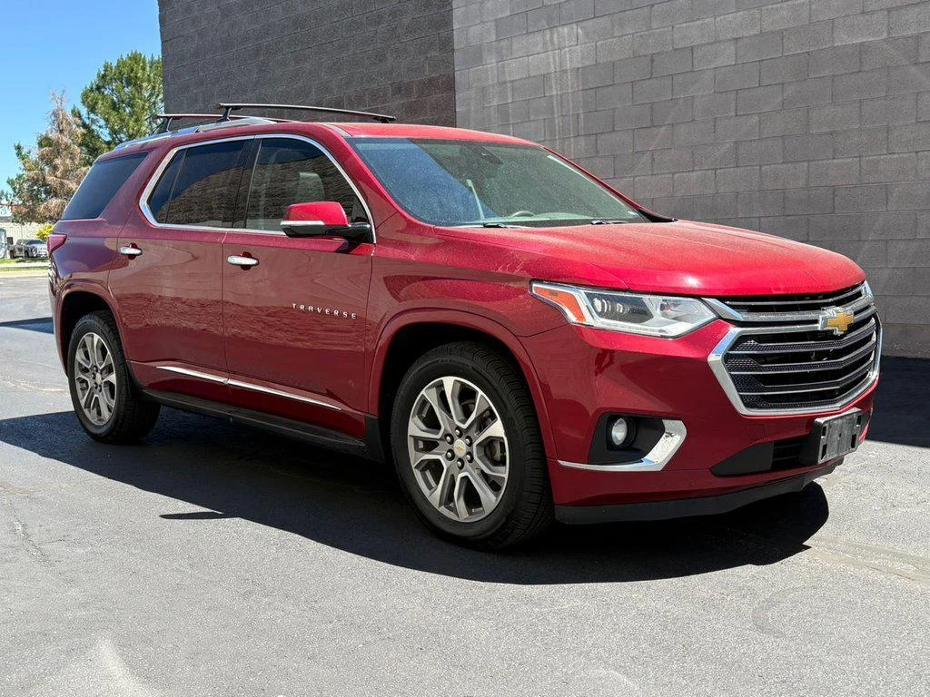 Used 2018 Cajun Red Tintcoat Chevrolet PREMIER image 5