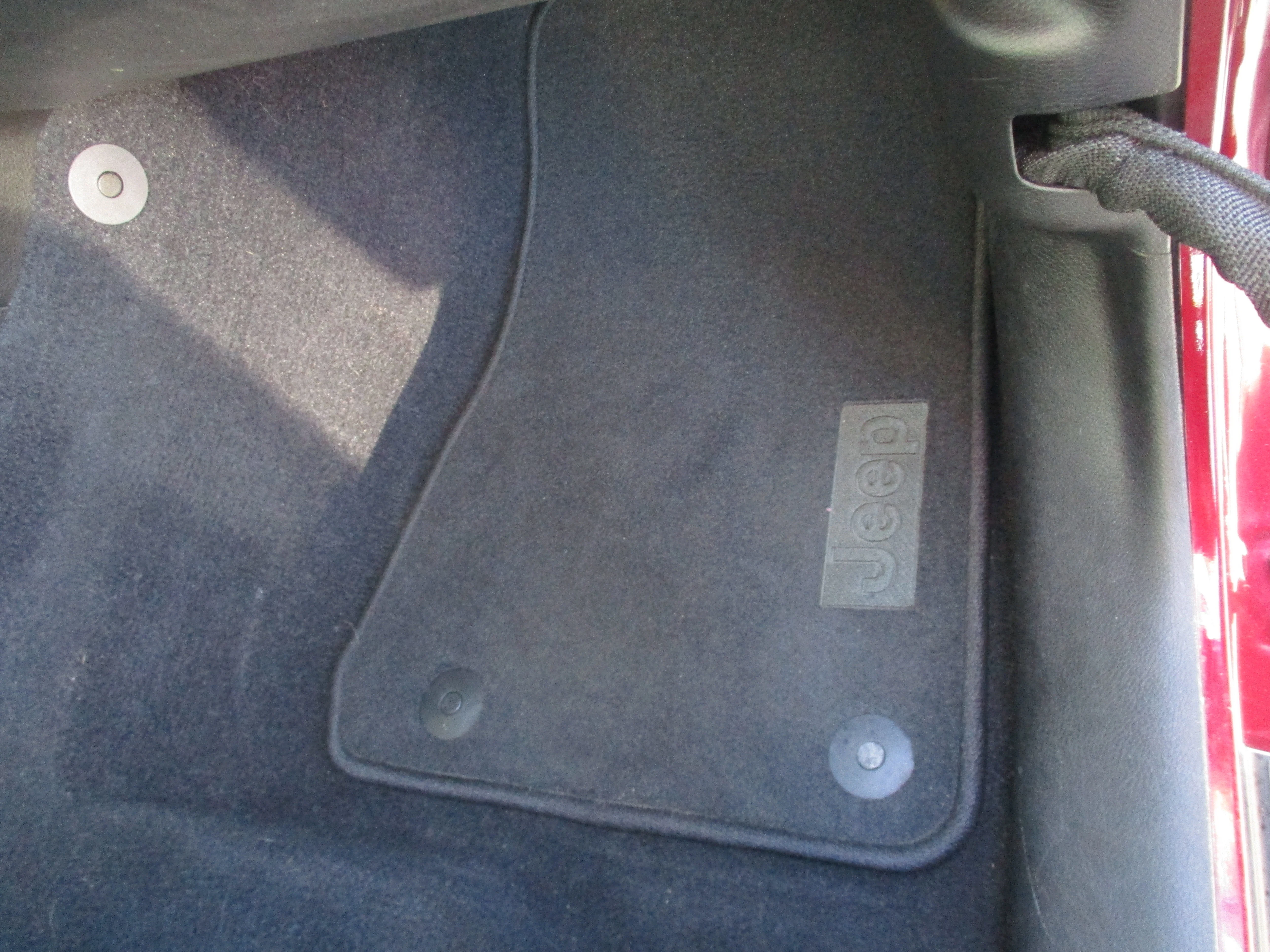 Used 2021 Snazzberry Pearlcoat Jeep Unlimited Sport Altitude image 22