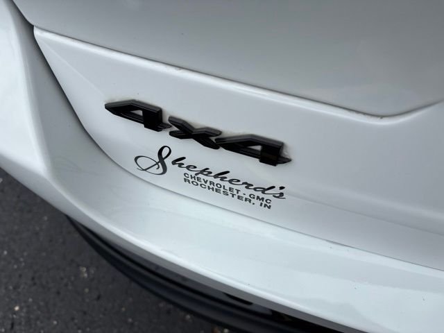 Used 2023 White Jeep Limited image 19