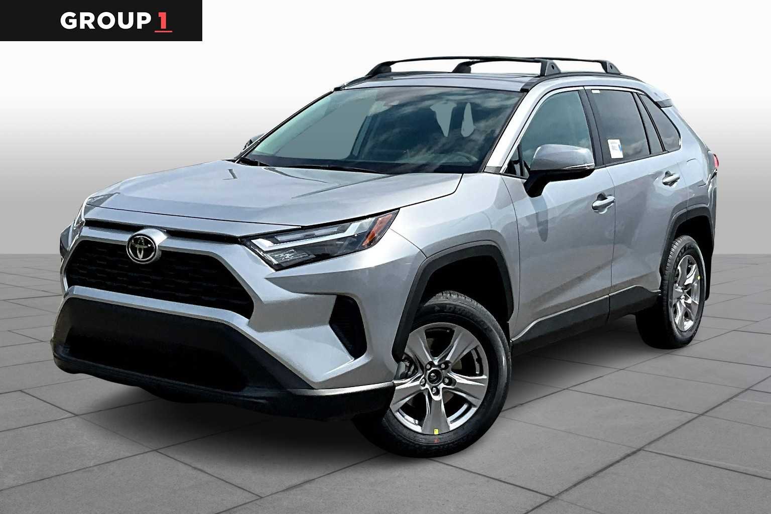 2025 Toyota RAV4 XLE AWD's photo