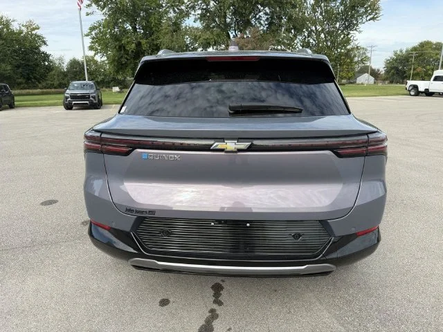 Used 2024 Galaxy Gray Metallic Chevrolet LT image 19