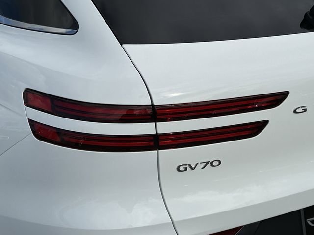 New 2026 White Genesis 2.5T Select image 31