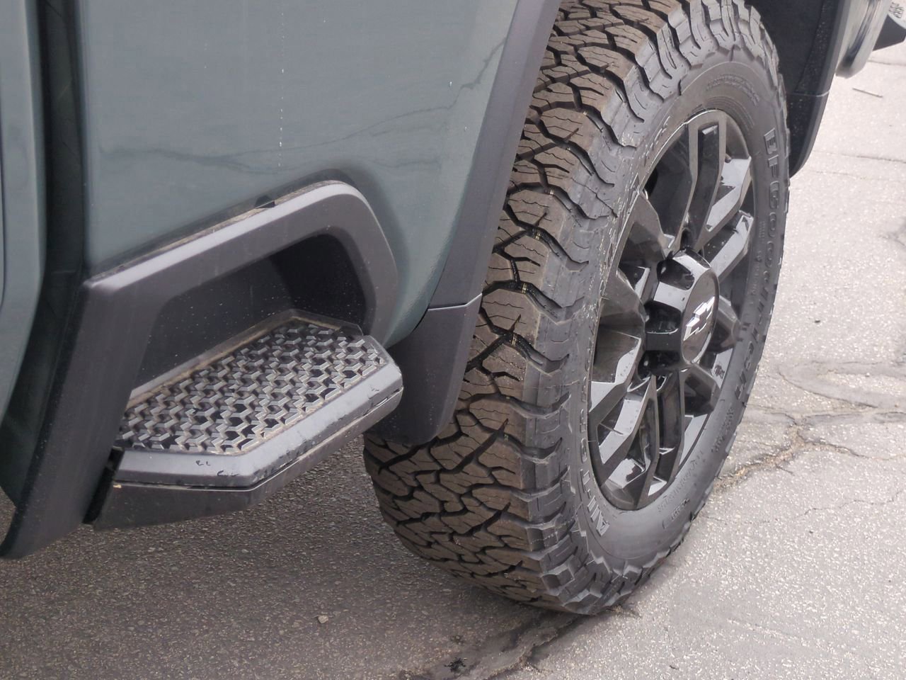 2025 Chevrolet Silverado 2500 HD LTZ - Photo 35