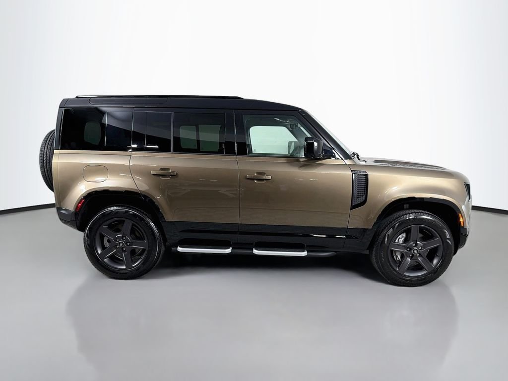 Certified Used 2023 Brown Land Rover X-Dynamic SE image 4