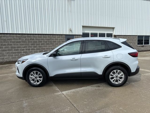 New 2026 Silver Ford Active image 9