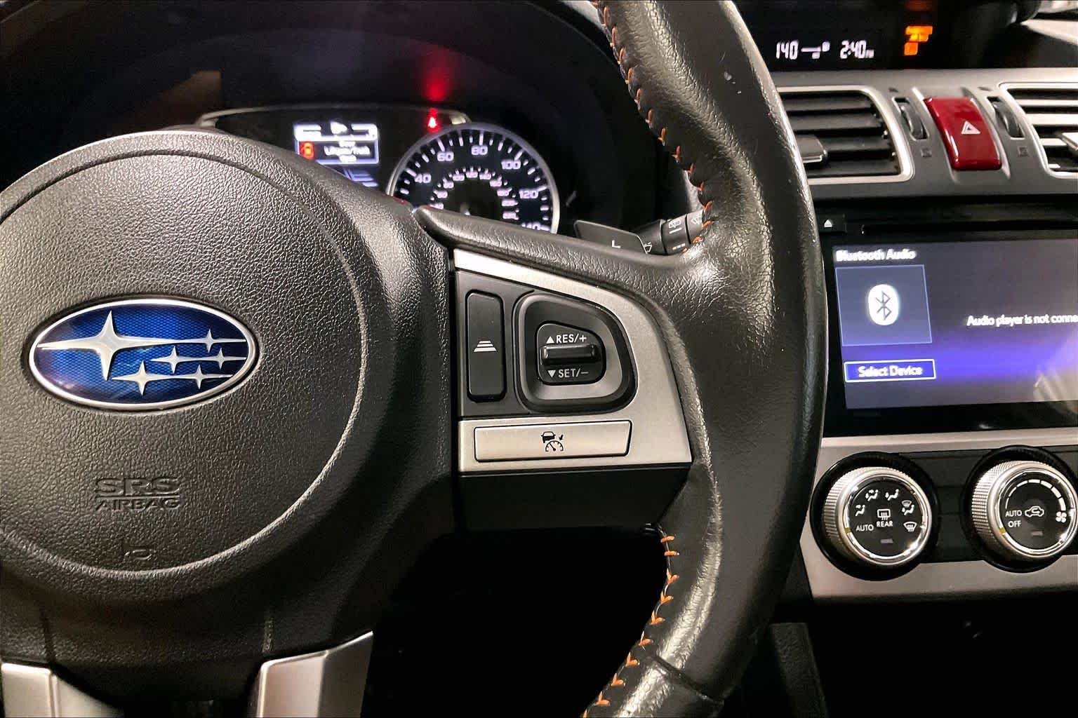 Used 2017 Ice Silver Metallic Subaru Limited image 25