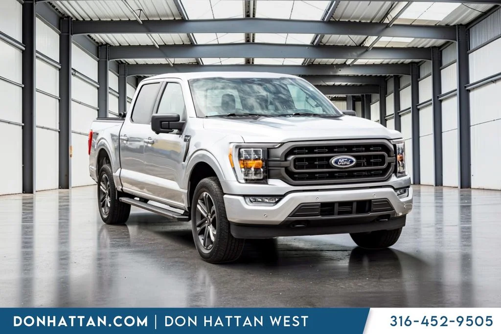 Used 2023 Silver Ford XLT image 26
