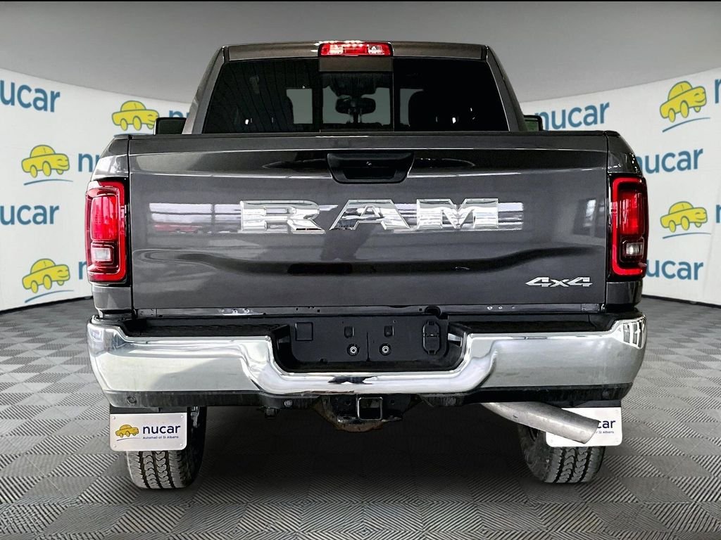 New 2026 Granite Crystal Metallic Clear-Coat Exterior Paint RAM Tradesman image 6