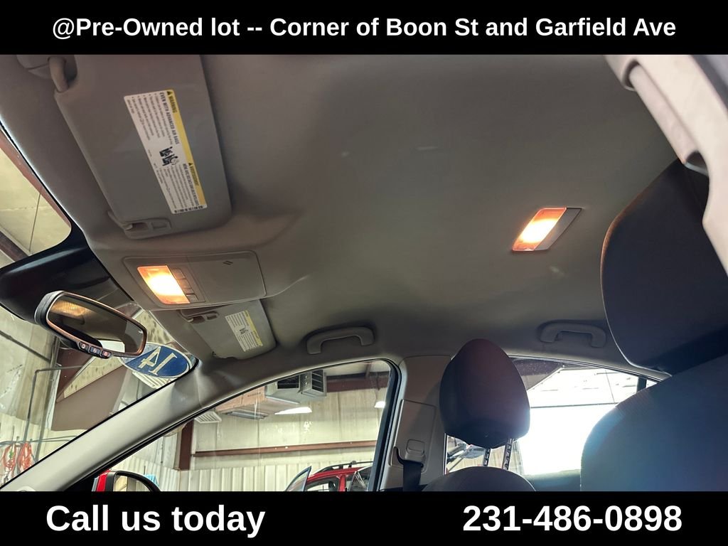 Used 2014 Red Chevrolet 1LT image 21