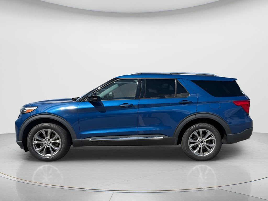 Used 2023 Blue Ford Limited image 9