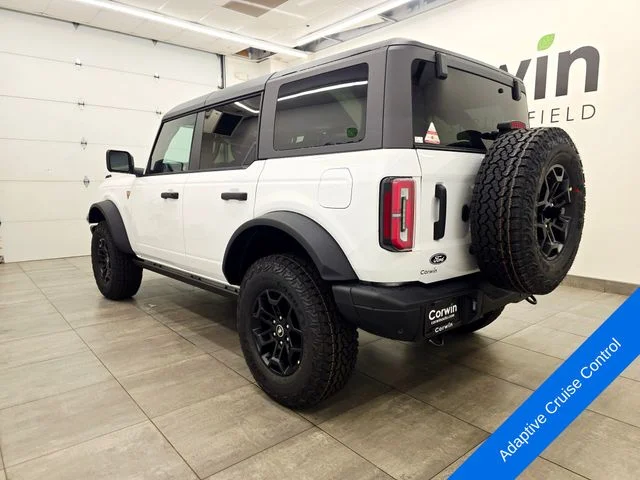 New 2026 Oxford White Ford Badlands® image 3