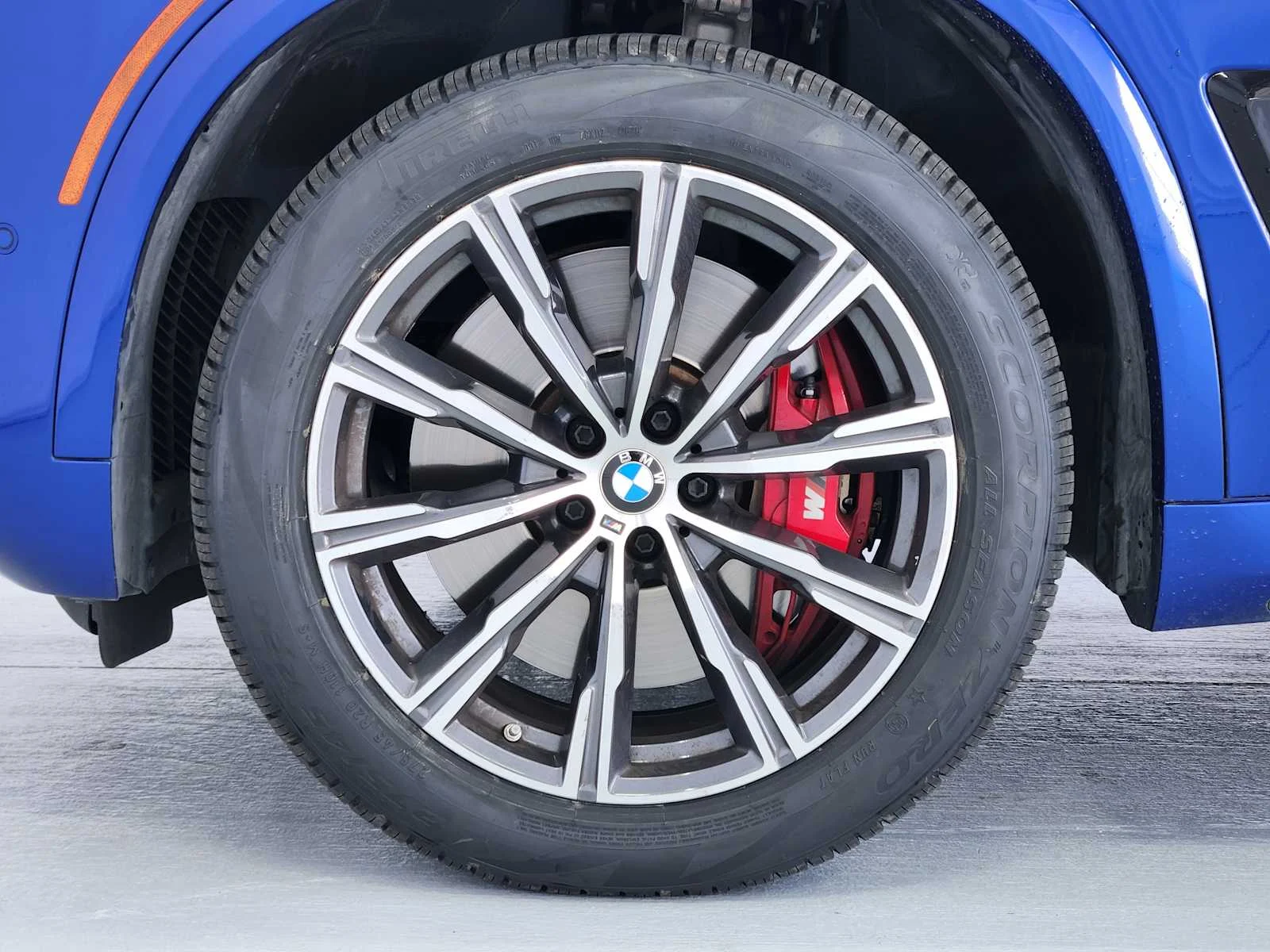 Certified Used 2024 Marina Bay Blue Metallic BMW M60i image 11