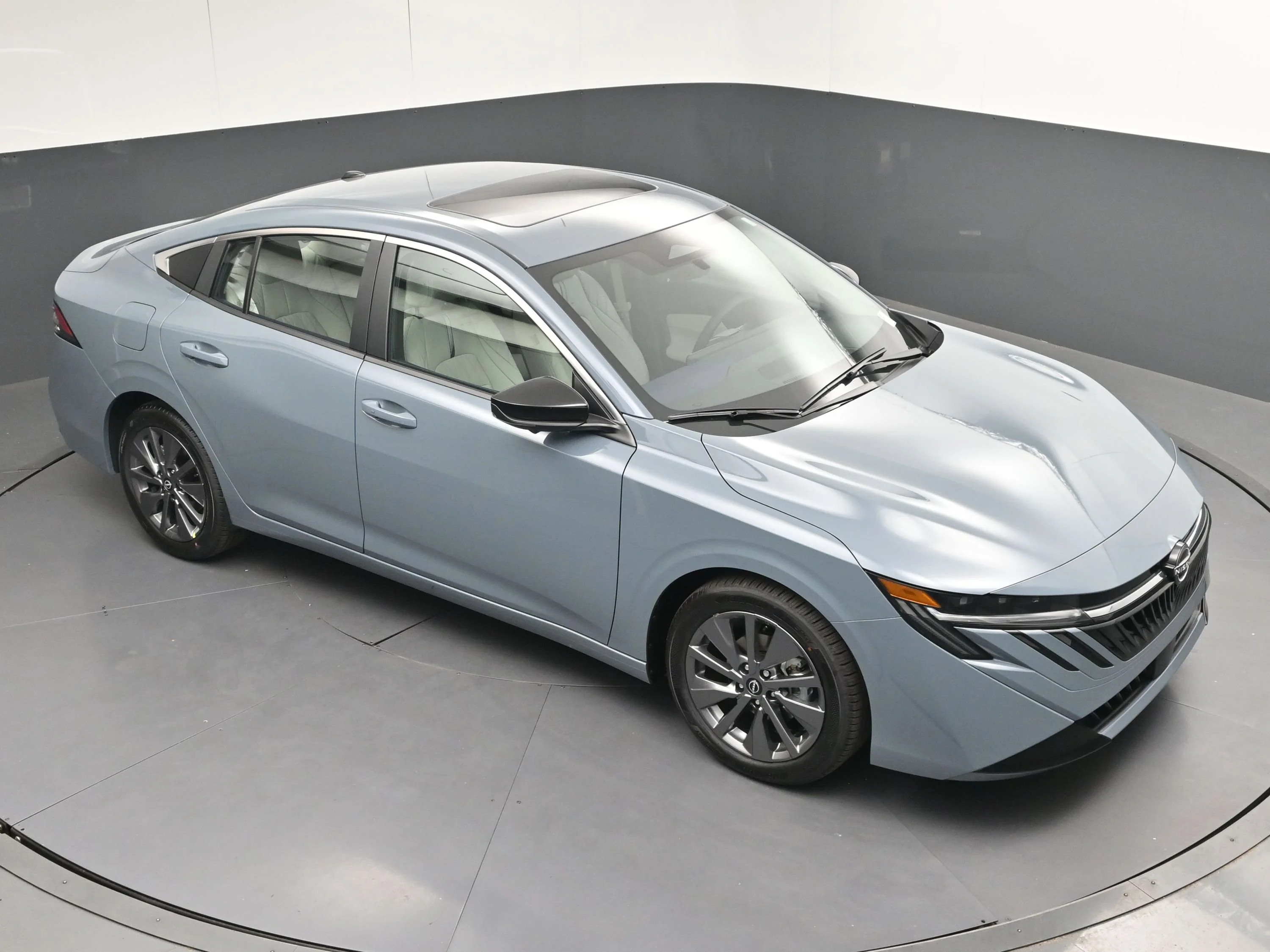 New 2026 Atlantic Gray Metallic Nissan SL image 32