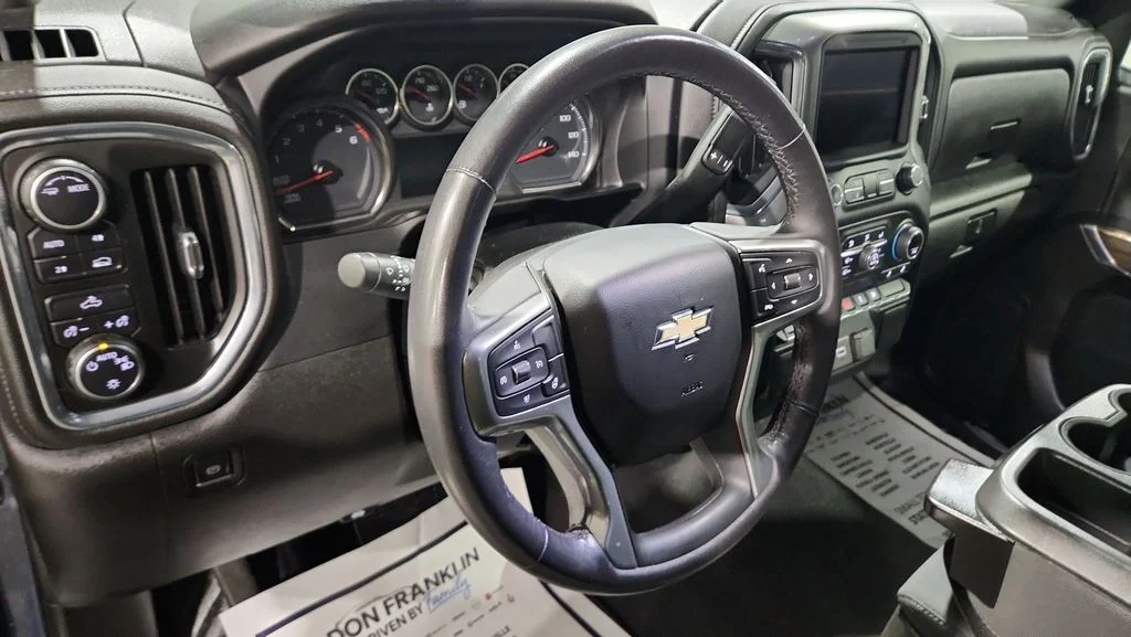 Used 2022 Gray Chevrolet LT image 20