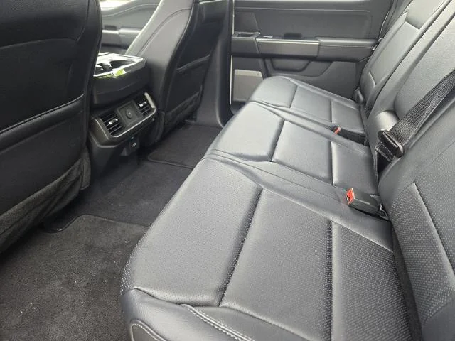 New 2026 Star White Metallic Tri-Coat Ford Lariat® image 40
