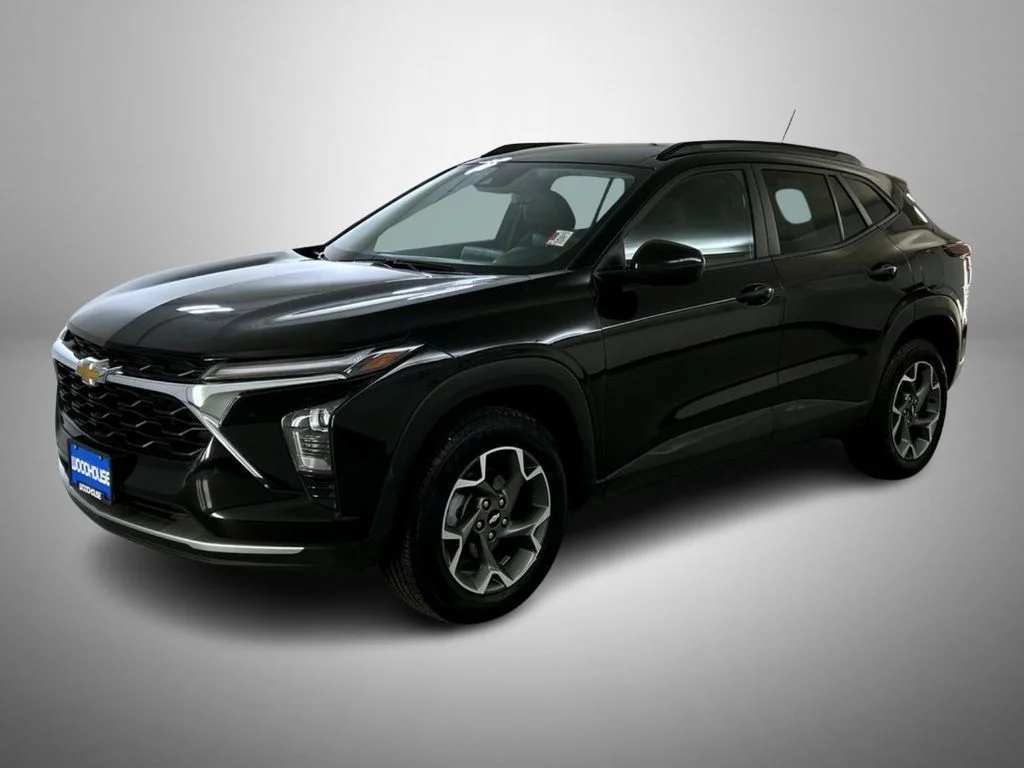 Used 2025 Black Chevrolet LT image 1