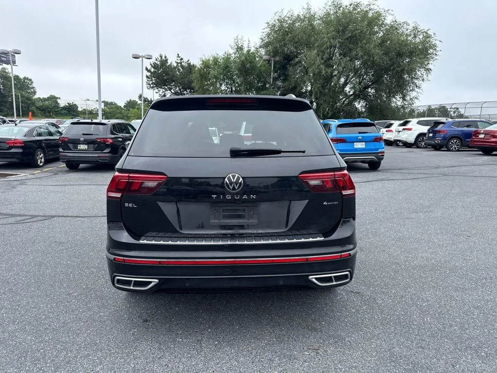 Certified Used 2023 Deep Black Pearl Volkswagen 2.0T SEL R-Line image 24