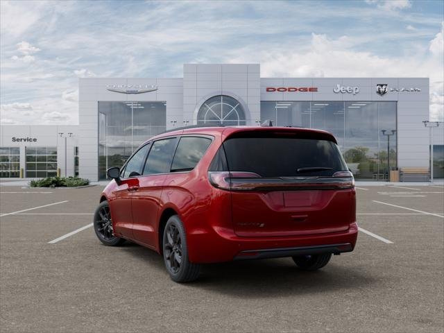New 2026 Red Hot Pearl-Coat Exterior Paint Chrysler Select image 29