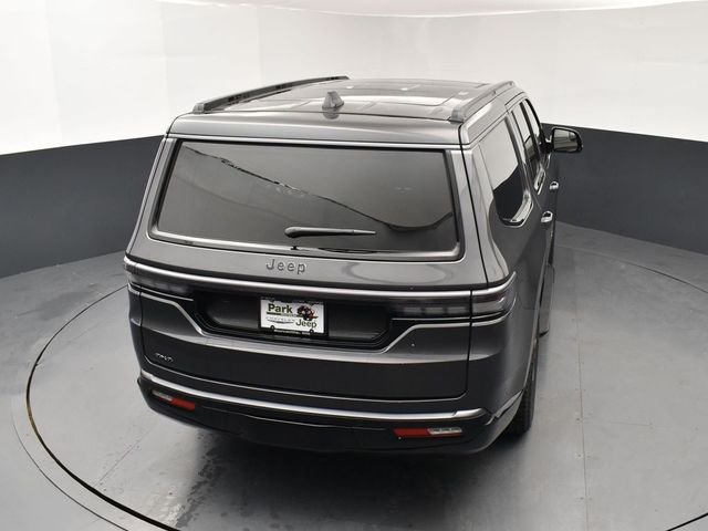 New 2026 Baltic-Gray Metallic Clear-Coat Exterior Paint Jeep Upland image 17